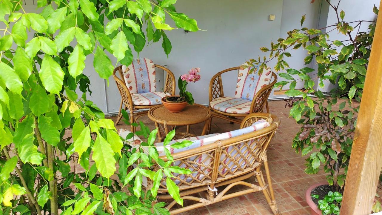 Appartement D'une Avec Jardin Clos Et Wifi A Rose A 2 Km De La Sainte-Rose